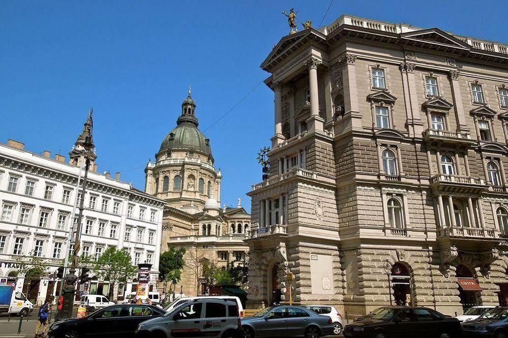 Play Apartments Budapest Exterior photo