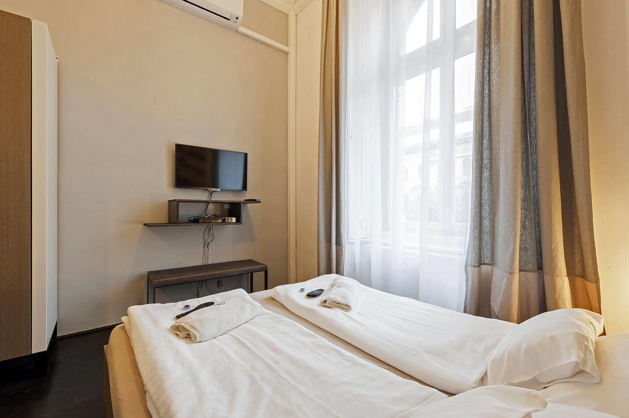 Play Apartments Budapest Exterior photo