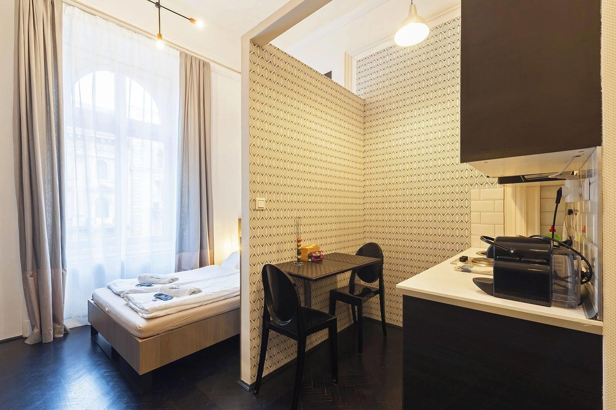 Play Apartments Budapest Exterior photo